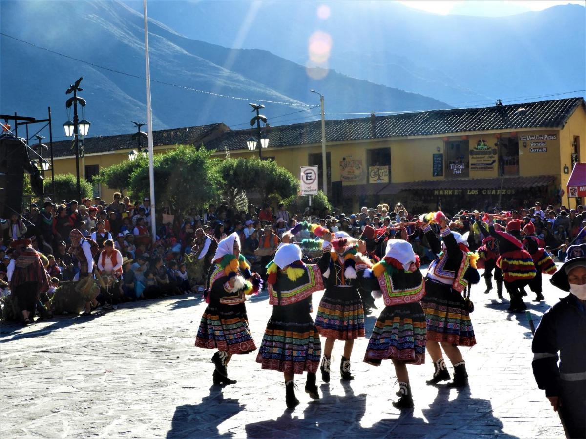 Ayllu B&B Ollantaytambo Eksteriør bilde