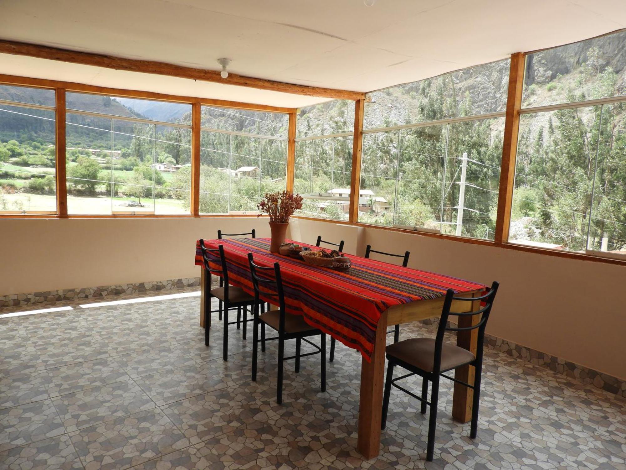 Ayllu B&B Ollantaytambo Eksteriør bilde