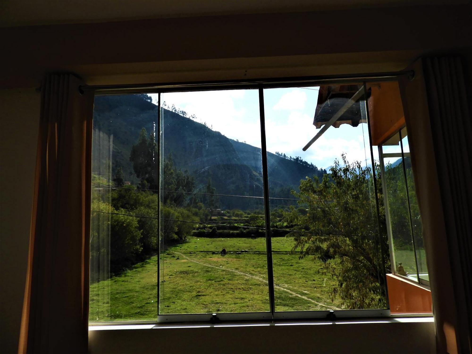 Ayllu B&B Ollantaytambo Eksteriør bilde
